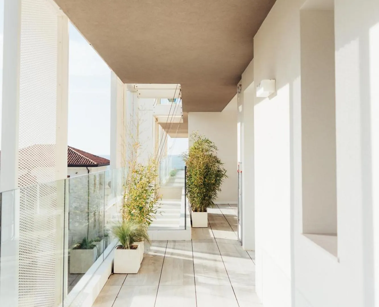 Vibra Tahiti Deluxe Apartment Lido di Jesolo Italy